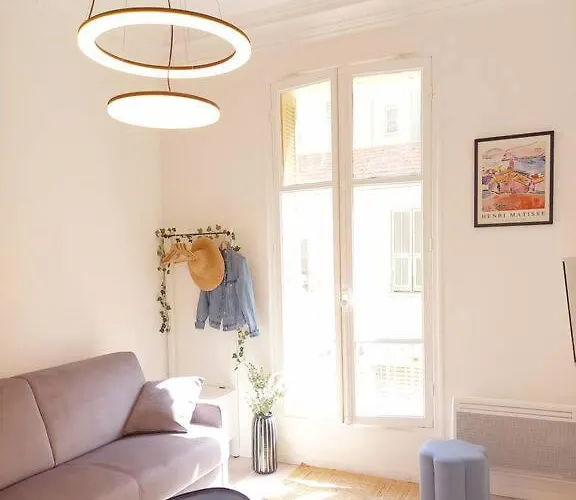 Cosy A 150 M De La